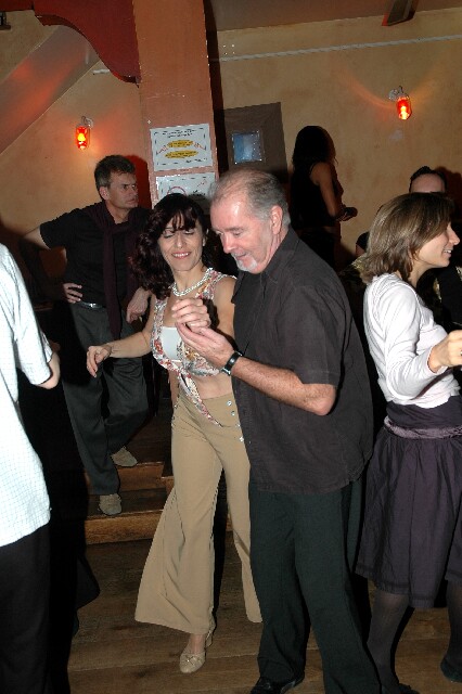min 2006 10 31 latino 203
